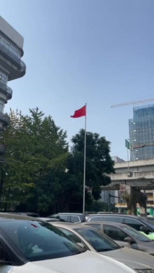 主封面