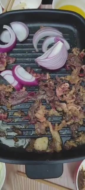 主封面