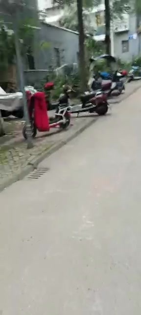 主封面