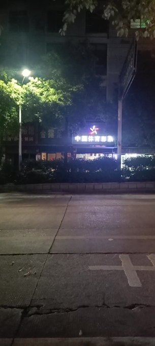 主封面