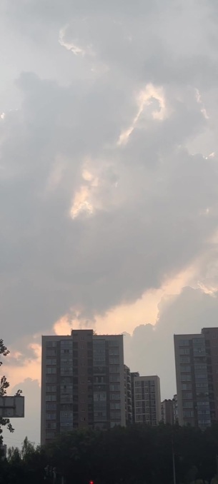 主封面