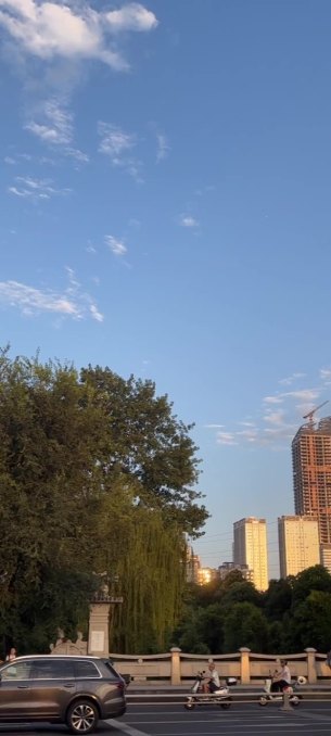 主封面