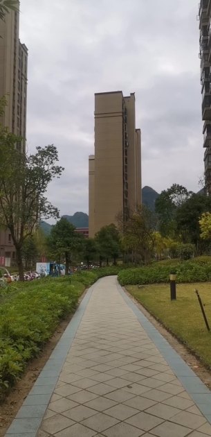 主封面