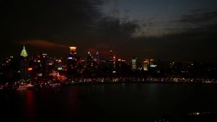 主封面