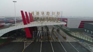 主封面