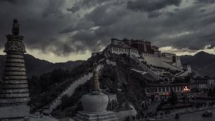 主封面