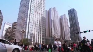 主封面