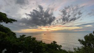 主封面