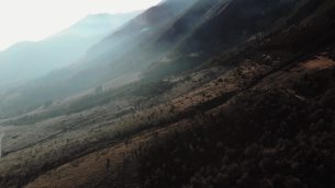 主封面