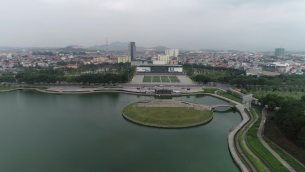 主封面