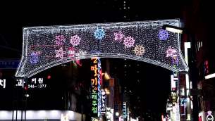 主封面