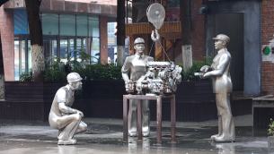 主封面