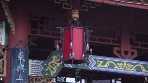 主封面