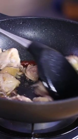 主封面