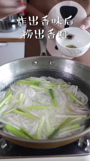 主封面