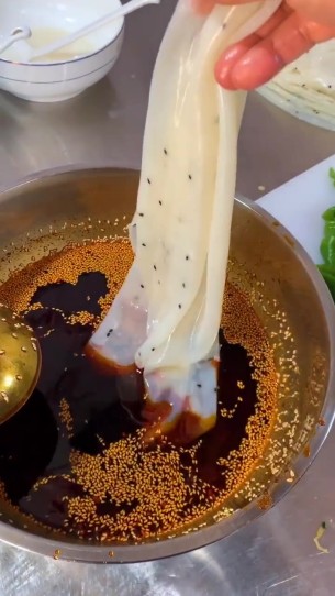 主封面