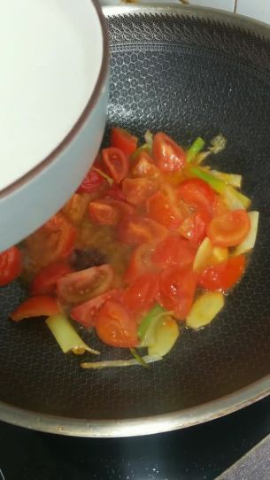 主封面