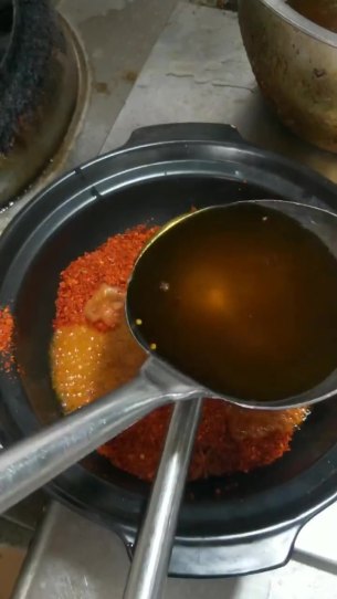 主封面