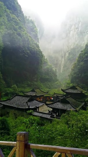 主封面