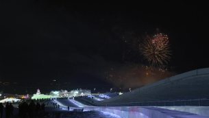 主封面