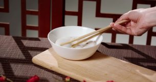 主封面
