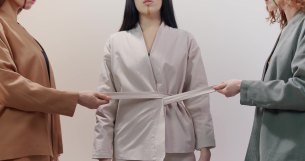 主封面