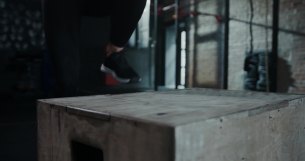 主封面